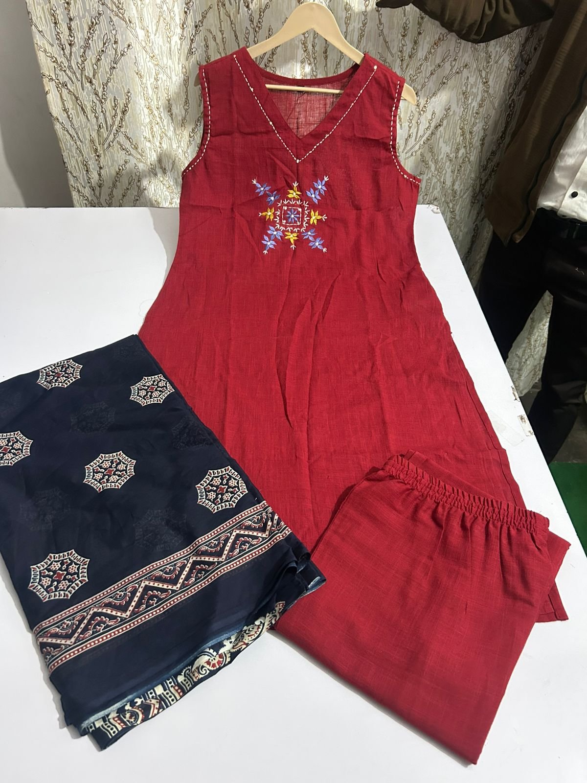 Handloom A-Line Kurti Palazzo Set with Linen Dupatta
